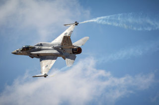 UAE Air Force Lockheed Martin F-16E Fighting Falcon 3035 IM2 3418