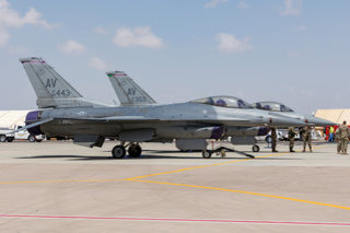 US Air Force Lockheed Martin F-16CM Fighting Falcon 88-0443 AV IM1 5070