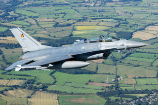Belgian Air Force General Dynamics F-16BM Fighting Falcon FB-17 IM1 7822