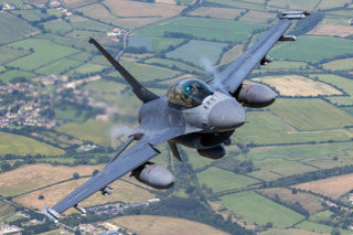 Belgian Air Force General Dynamics F-16BM Fighting Falcon FB-17 IM2 2800