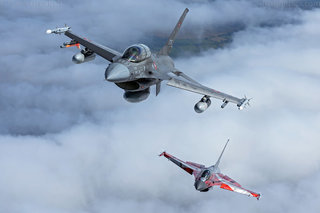 Royal Danish Air Force General Dynamics F-16BM Fighting Falcon ET197 IM1 4888