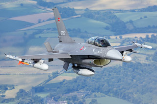 Royal Danish Air Force General Dynamics F-16BM Fighting Falcon ET197 IM2 0478