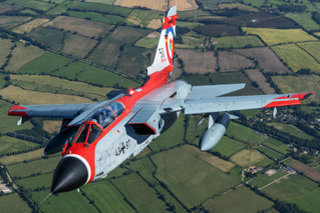 Luftwaffe Panavia PA-200 Tornado IDS 4397 IM1 9542