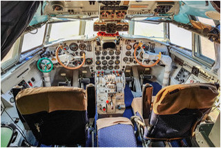 Air Koryo Ilyushin Il-18D P-835 cockpit