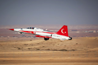 Turkish Stars Canadair NF-5A-2000 IM1 8130 71-3046