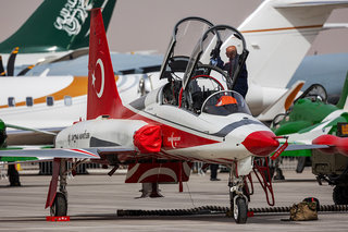 Turkish Stars Canadair NF-5B-2000 IM1 4093 71-4021